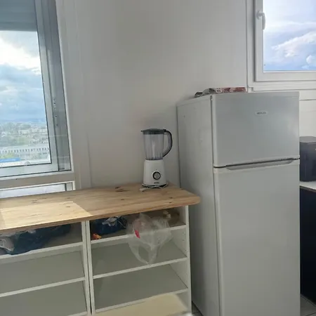 Chambre Bron Apartment Bron